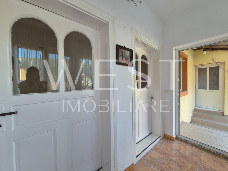 Casa individuala 3 camere / Teren 1000mp / Livada cu pomi