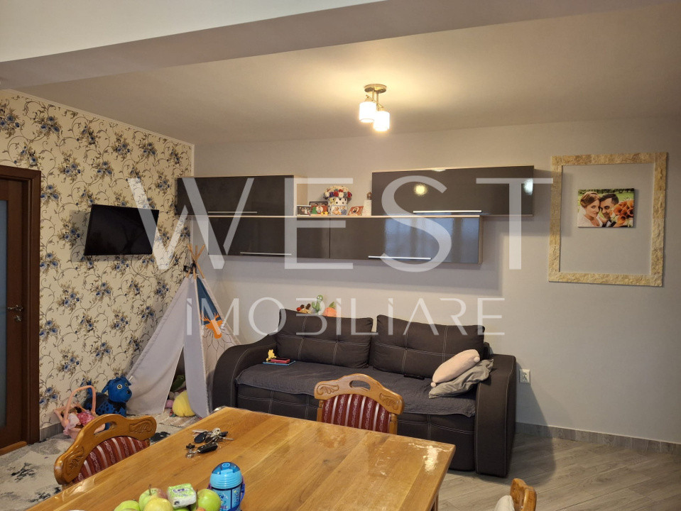 Apartament 3 camere | 66 mp | 2 balcoane | mobilat |  zona Sub Cetate 