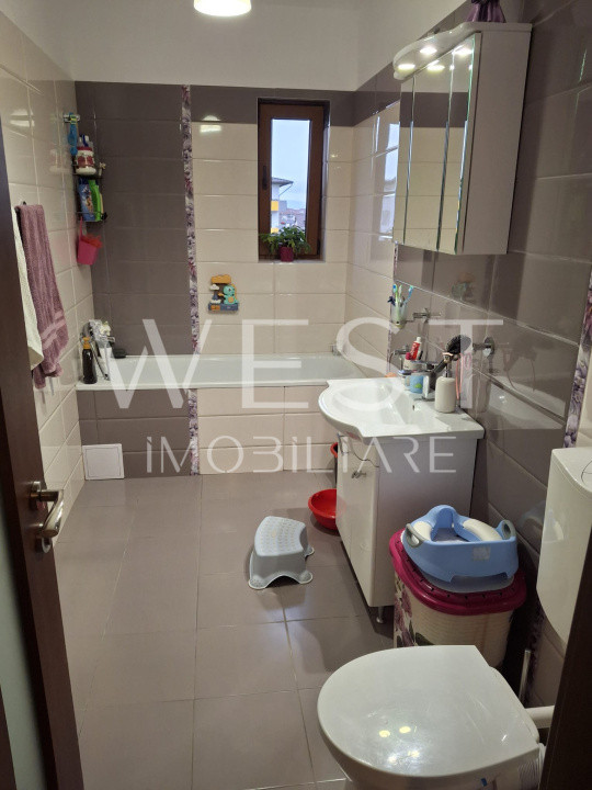 Apartament 3 camere | 66 mp | 2 balcoane | mobilat |  zona Sub Cetate 