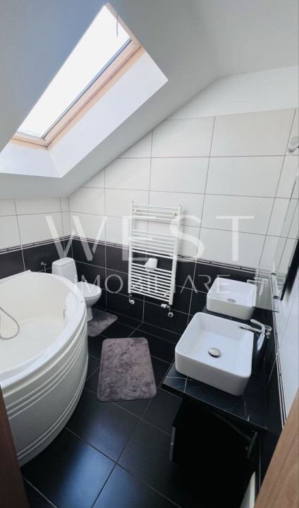 Casa 4 camere/ Garaj / Strada Tautiului - zona Parc Poligon