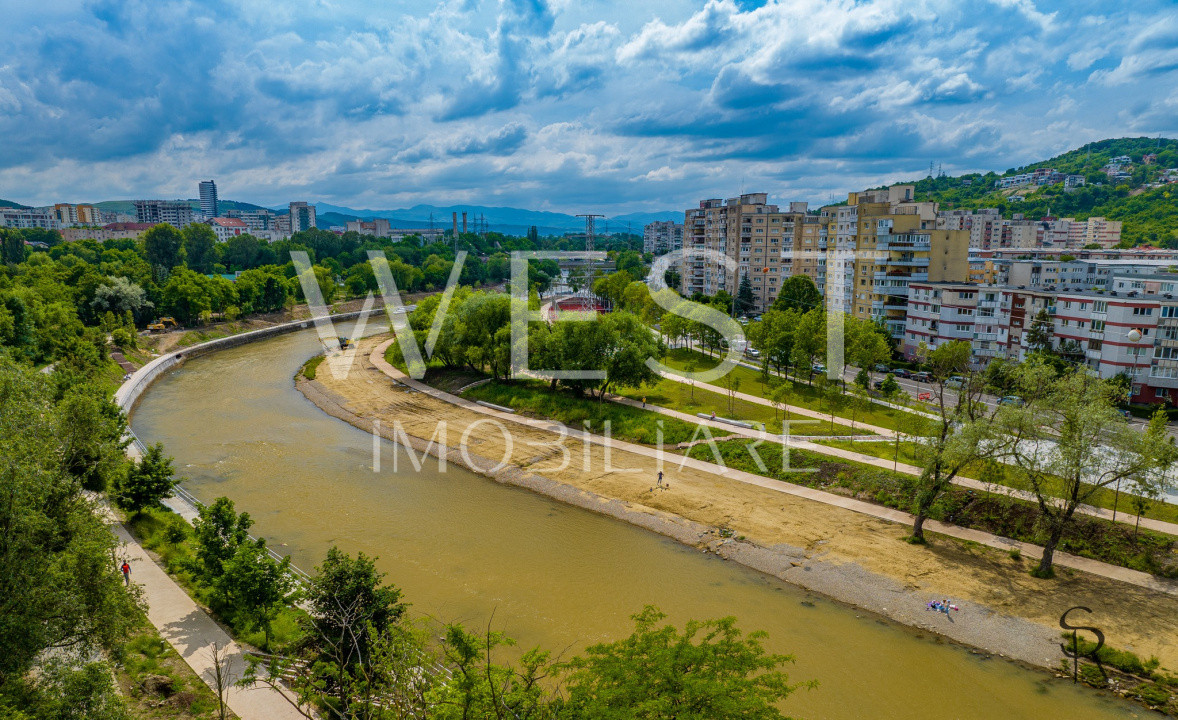 Cladire multifunctionala pe malul Somesului –Grigorescu 973mp