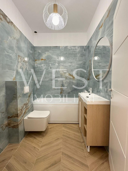   Apartament tip penthouse ultrafinisat 3 camere 