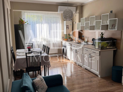 Apartament 3 camere mobilat utilat  /zona Teilor 