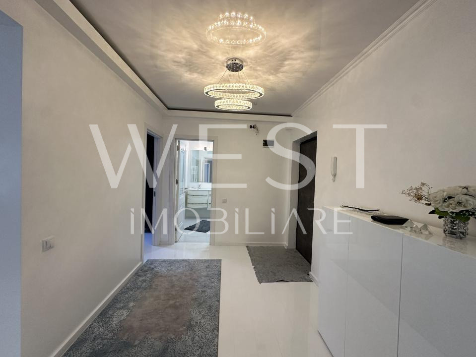 Apartament ultrafinisat l 3 camere l 2 bai l zona Eroilor 