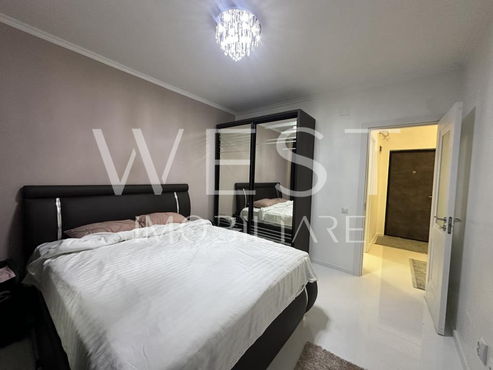 Apartament ultrafinisat l 3 camere l 2 bai l zona Eroilor 