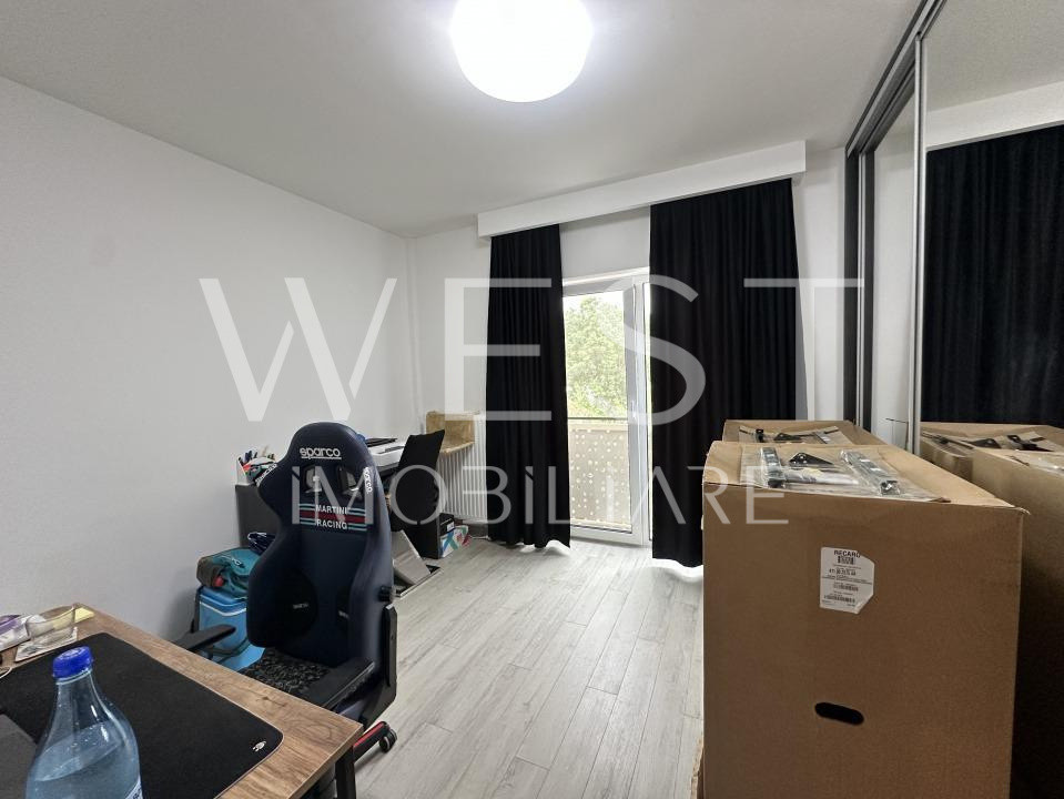 Apartament decomandat cu 3 camere, terasa circulara 202 mp, mobilat/utilat