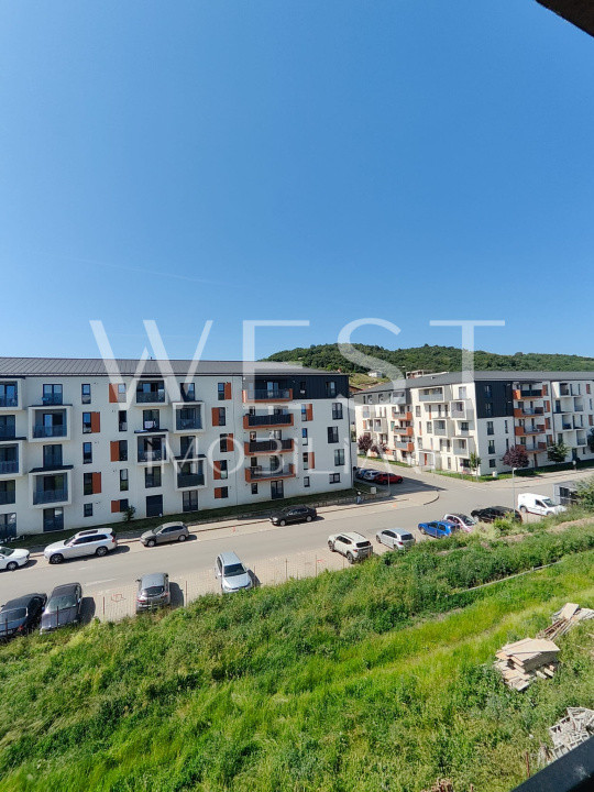 Apartament la cheie, camera si bucatarie, zona centrala - Eroilor 