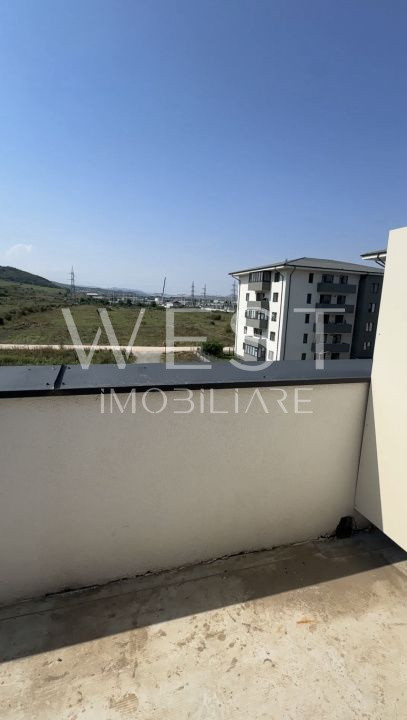 Apartament finisat l bloc nou l terasa 30 mp l zona Urusagului