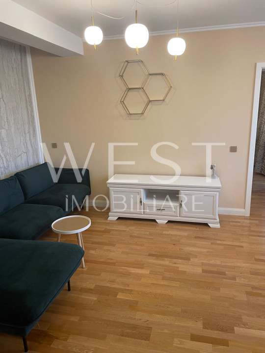 Apartament cu 3 camere l la cheie l Sportului l Floresti 