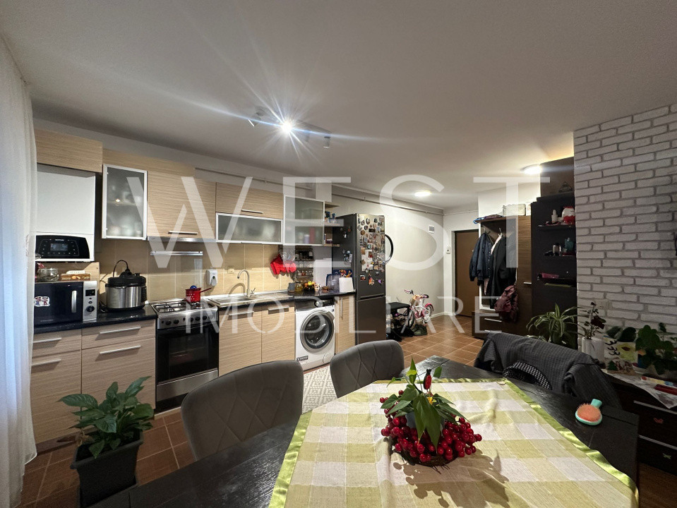 Apartament cu 3 camere l la cheie l parcare l Sesul de sus 