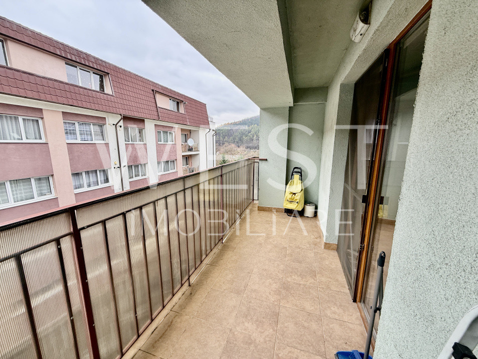 Ap 2 cam | Mobilat | PARCARE | LANGA VIVO MALL | VALEA GARBAULUI