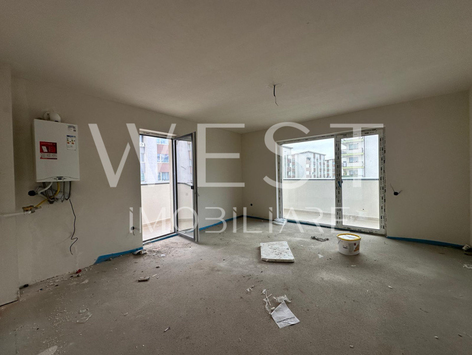 Apartament semifinisat l 3 camere l bloc nou l Eroilor 