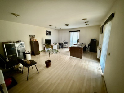 Apartament 2 cam | '70 MP | Emil Isac | Spațiu Birouri