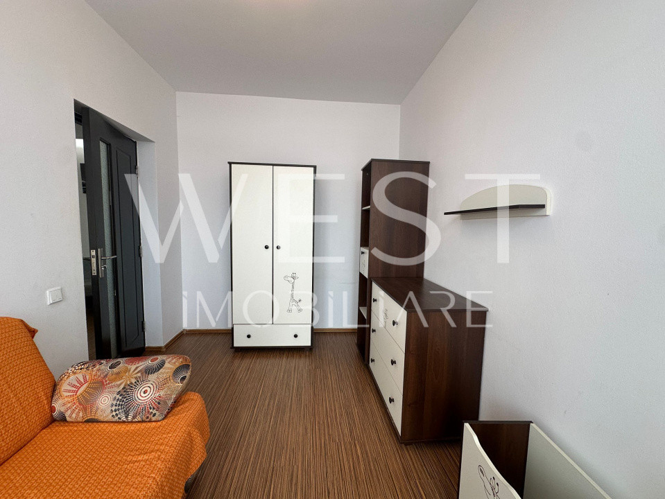 Apartament cu 3 camere l decomandat l la cheie l curte privata l Cetatii