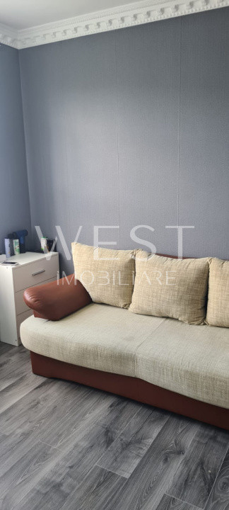 Apartament cu 2 camere l decomandat l etaj intermediar l boxa l Stejarului 