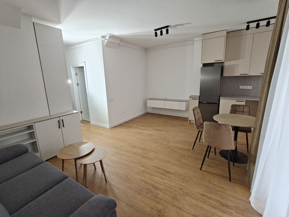 Apartament 2 camere l la cheie l bloc nou l clasa A l parcare l Eroilor