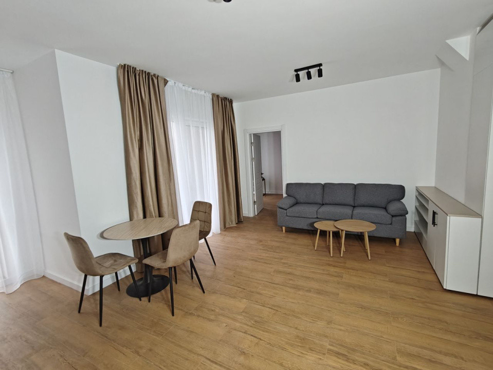 Apartament 2 camere l la cheie l bloc nou l clasa A l parcare l Eroilor