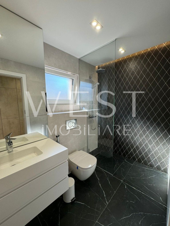 Apartament Sub Cetate / 2 camere / 48 mp / finsat si utilat cu gradina