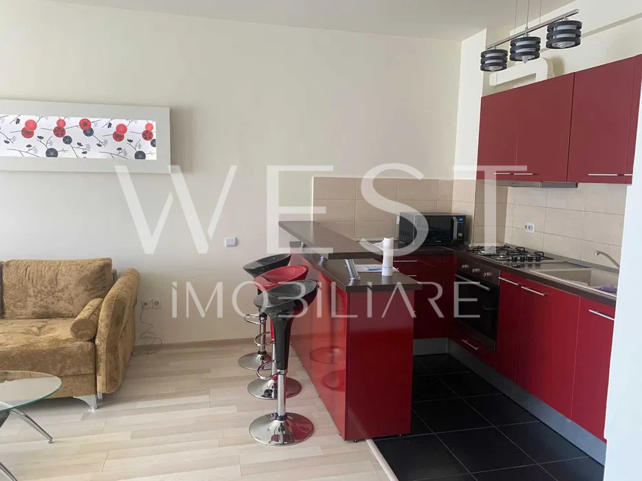 Apartament cu 2 camere l etaj intermediar l 