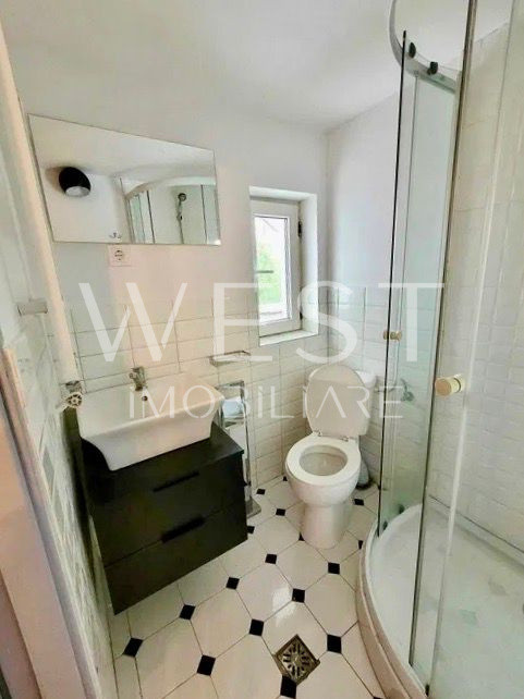 Apartament la Casa |  Etaj 1 | Intre Lacuri