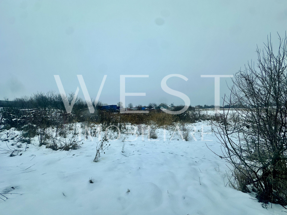 Teren 1000mp Dâmbul Rotund Str. Lombului