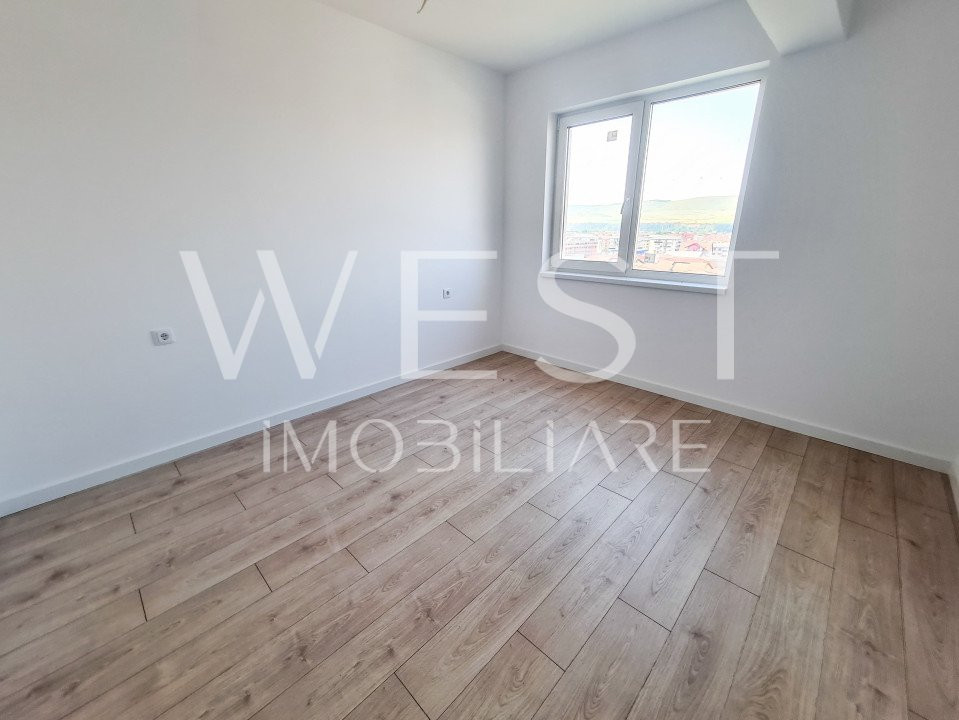Apartament FINISAT 2 camere!Ansamblu cu CF!Bloc cu lift!PARCARE INCLUSA!