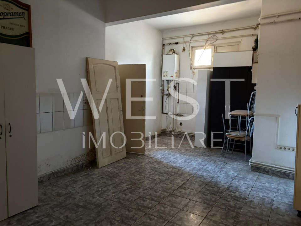 Spatiu comercial - alimentatie publica l 126 Mp l terasa l Primaverii 