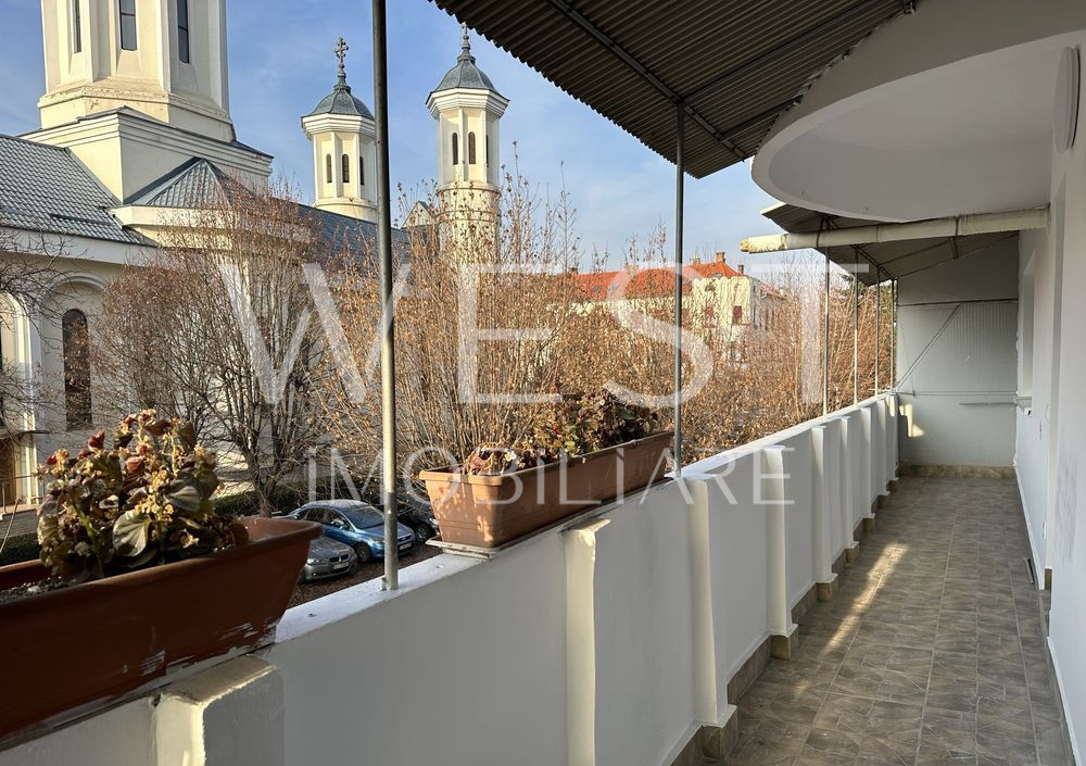 Apartament 3 camere | ULTRAFINISAT | 63 mp UTILI | PARCARE | DOROBANTILOR