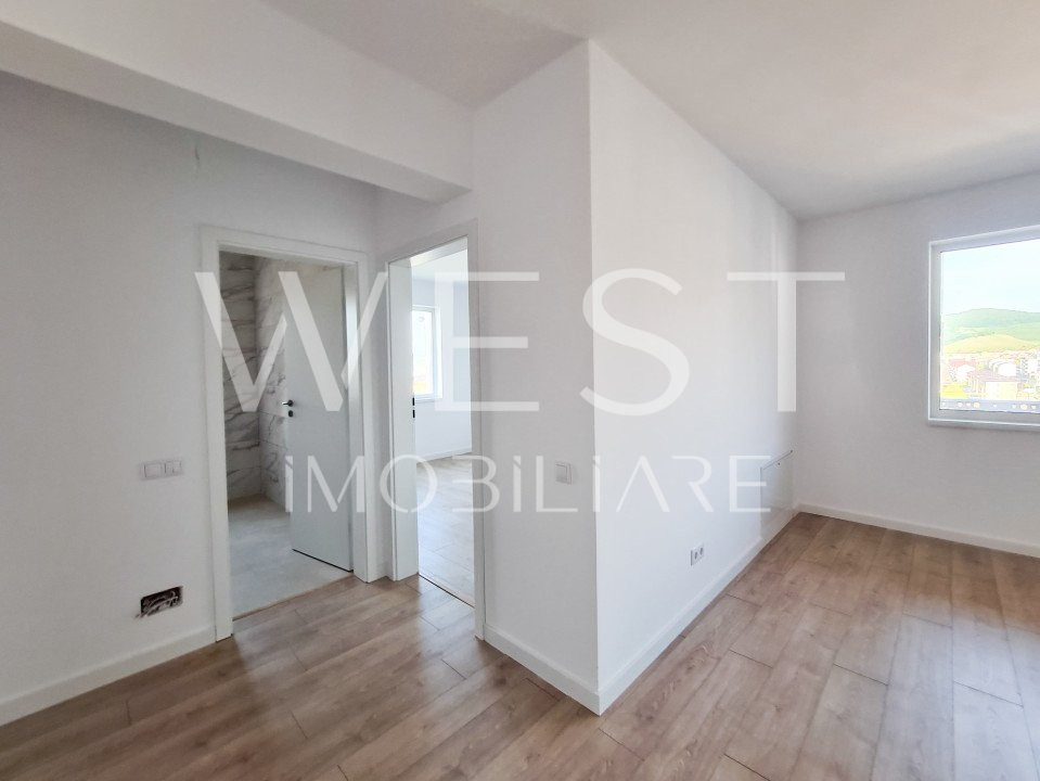 Apartament 2 camere,baie cu geam, FINISAT!Ansamblu cu CF!