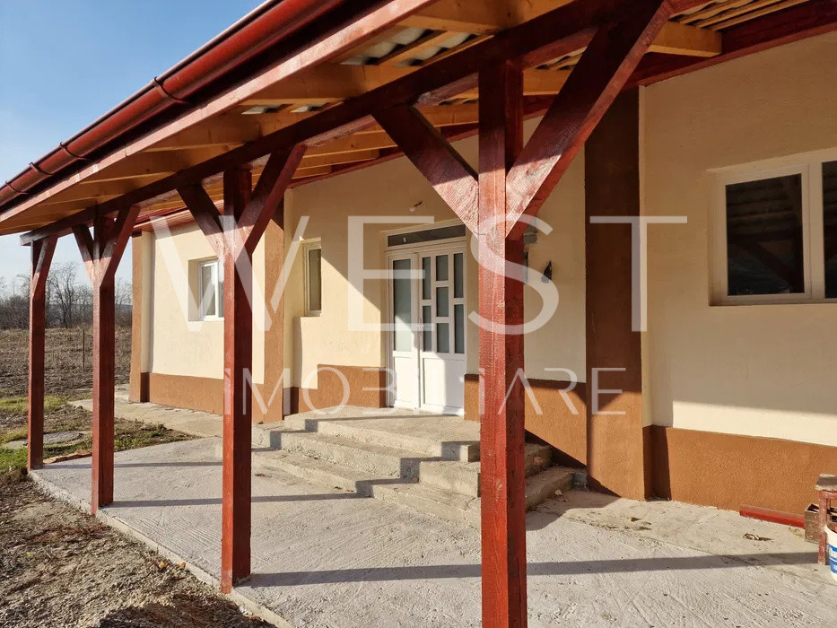 Casa de vanzare l 120 Mp utili l teren 1000 Mp l Apahida 