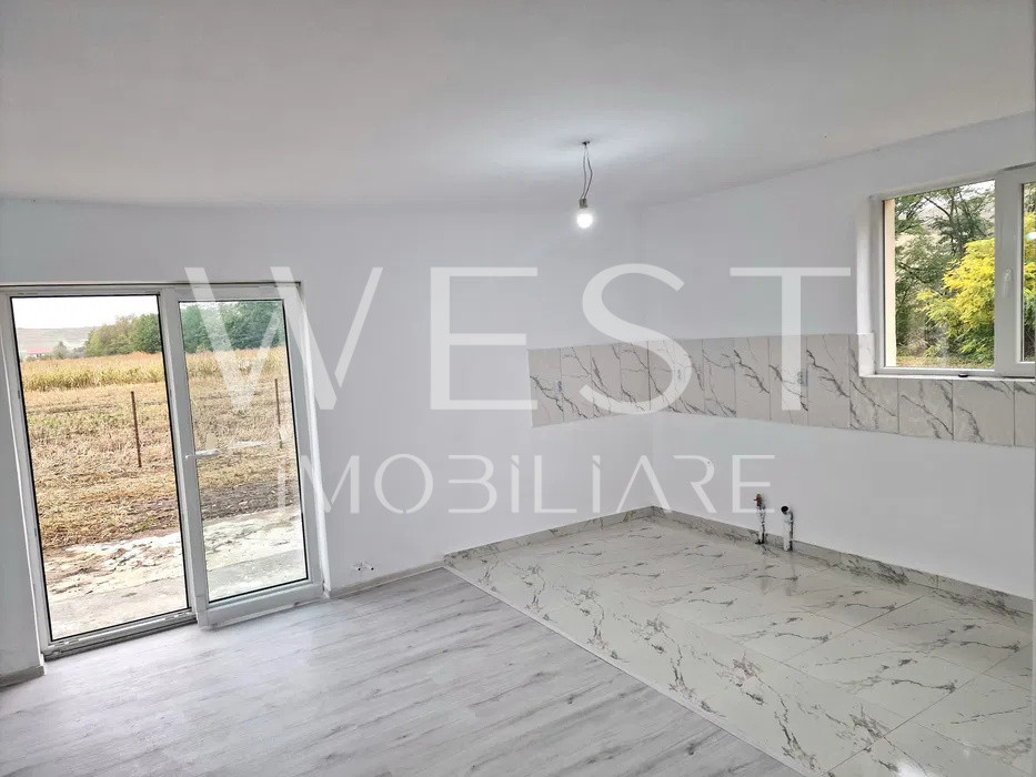 Casa de vanzare l 120 Mp utili l teren 1000 Mp l Apahida 