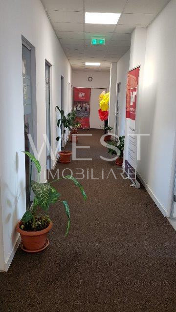 Spatiu comercial/birouri de inchiriat l 211.5 mp l parcari l Calea Turzii 