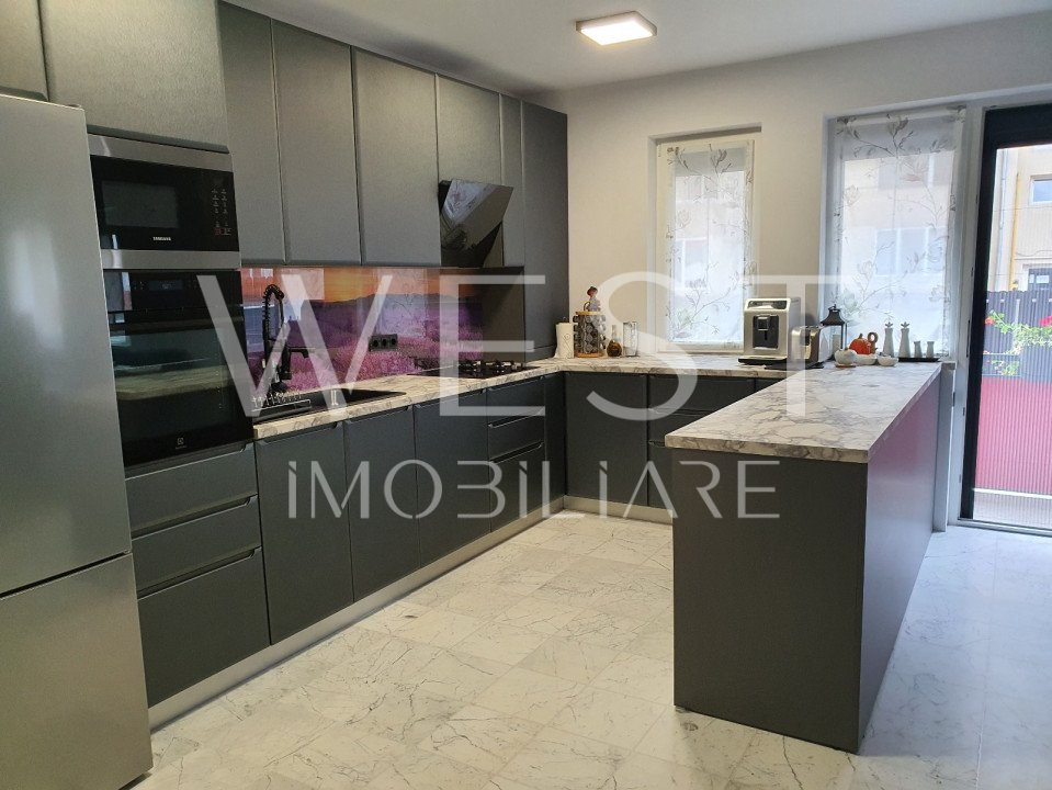 Apartament de lux cu 60mp gradina! Ultra finisat/mobilat! Zona Terra!