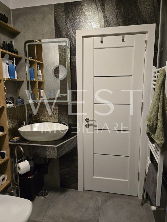 Apartament de lux cu 60mp gradina! Ultra finisat/mobilat! Zona Terra!