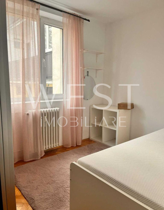 Apartament 3 camere | Decomandat | Parcare | Str. Plopilor