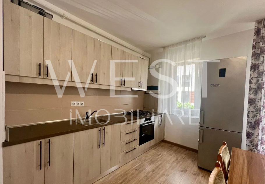 Ap 2 cam 44mp+2 balcoane | LA CHEIE ! Sesul de sus | Profi | Stație