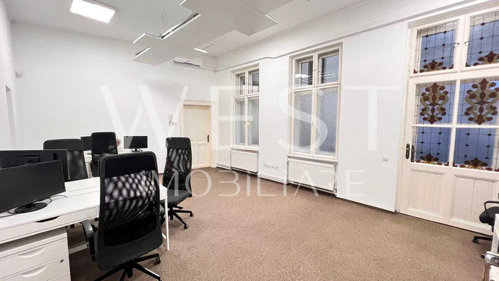 Spatiu birouri l 230 mp l 4 camere l 2 bai l zona centrala