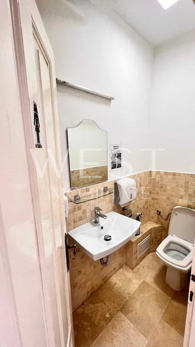 Spatiu birouri l 230 mp l 4 camere l 2 bai l zona centrala