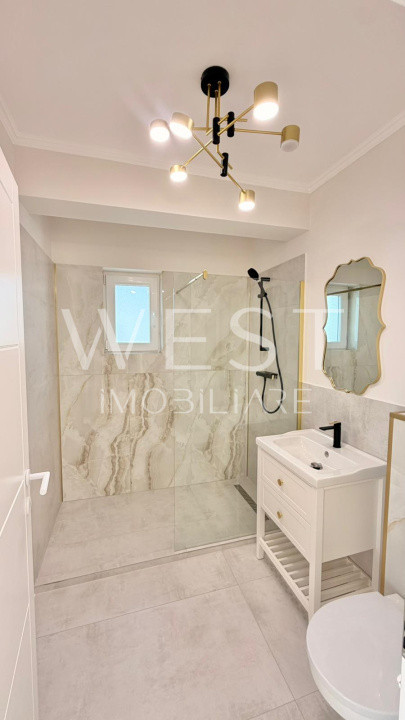 Apartament modern l 3 camere l la cheie l parcare l Urusagului 