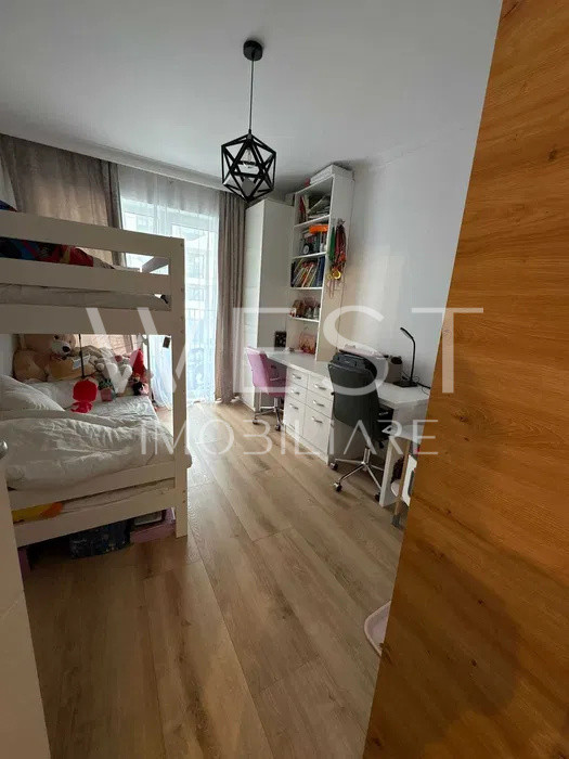 Apartament 3 camere l mobilat l utilat l parcare l bloc nou l Eroilor