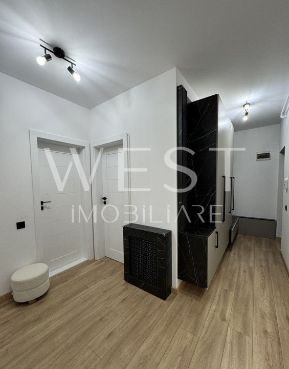 Vand Apartament 3 Camere Ultra Finisat si Utilat + 2 Parcari