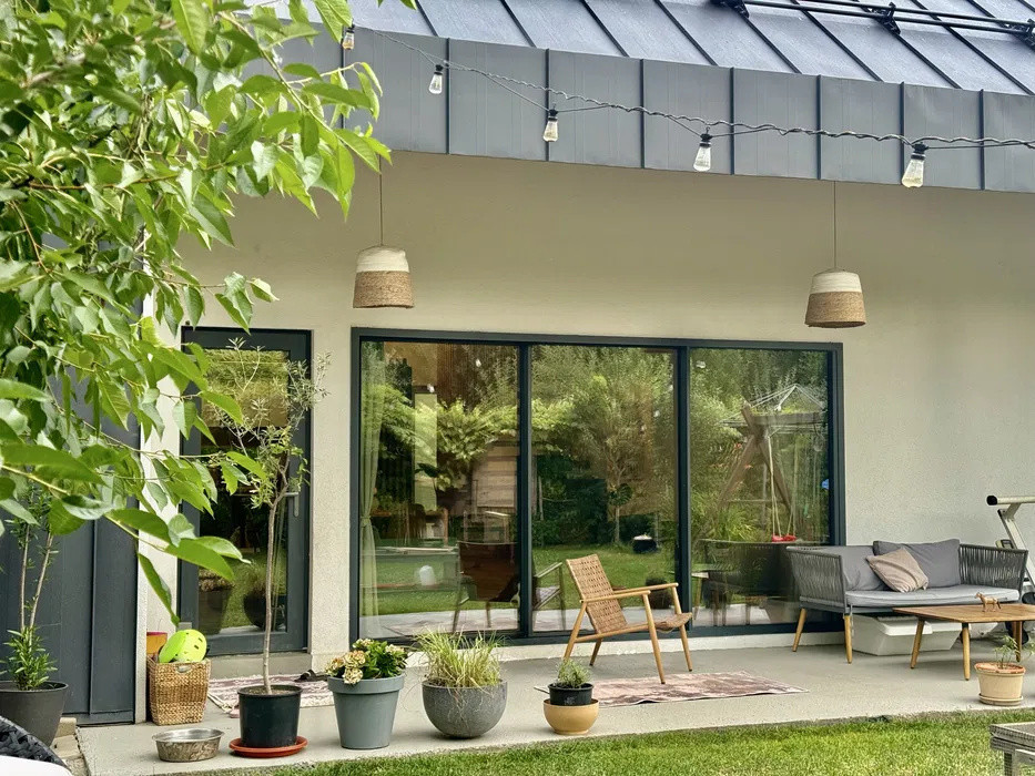 Casa in stil scandinav l 210 mp utili l teren 428 mp l Muzeul Apei 