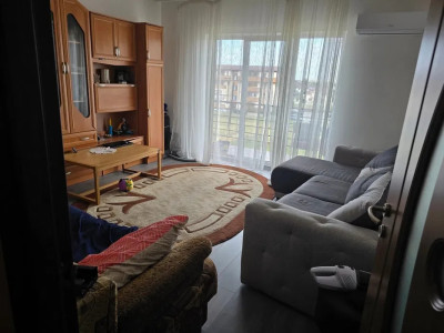 Apartament decomandat l 1 camera l etaj intermediar l Prof. Ioan Rus