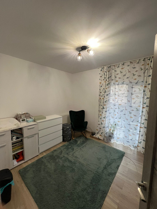 Apartament 3 camere l 2 bai l 2 balcoane l la cheie l parcare l Teior