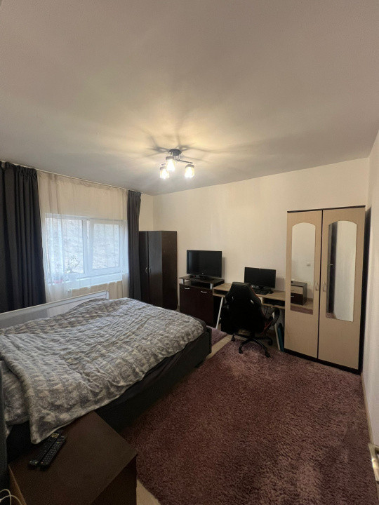 Apartament 3 camere l 2 bai l 2 balcoane l la cheie l parcare l Teior