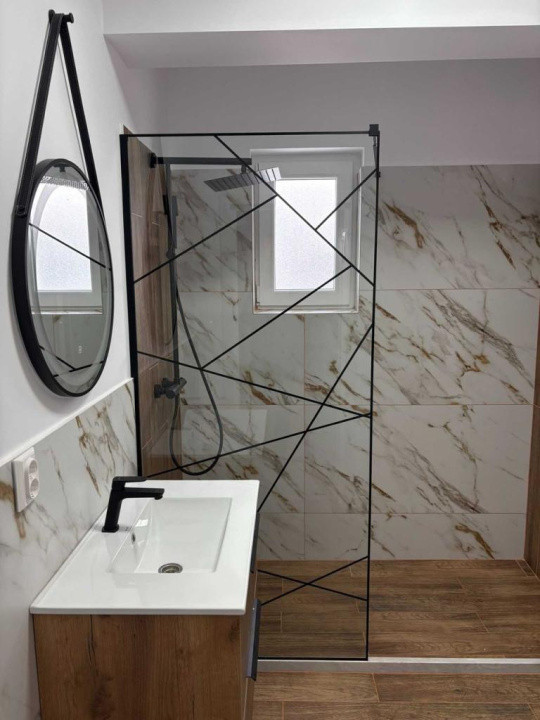 Apartament modern l decomandat l 2 camere l parcare l Urusagului 