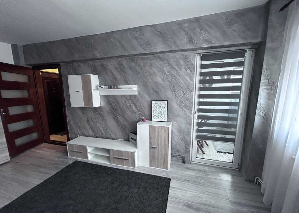 2 Camere Decomandate pentru Închiriere – Mărăști, Aproape de Centru