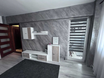 2 Camere Decomandate pentru Închiriere – Mărăști, Aproape de Centru