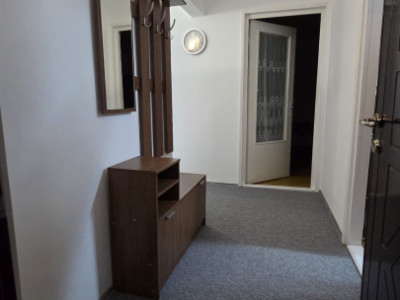 Apartament 3 camere de închiriat – Str. Buzău, Grigorescu