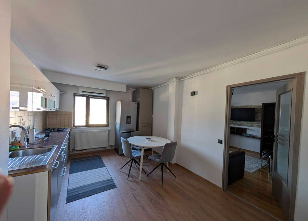 Apartament 3 camere, 65 mp de închiriat – Bd. 1 Decembrie 1918, Grigorescu